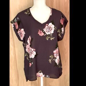 Live 4 Truth Floral Blouse - EUC